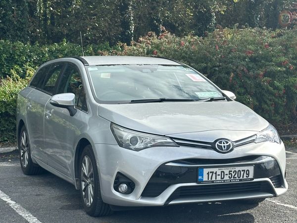 Toyota Avensis Estate, Diesel, 2017, Silver