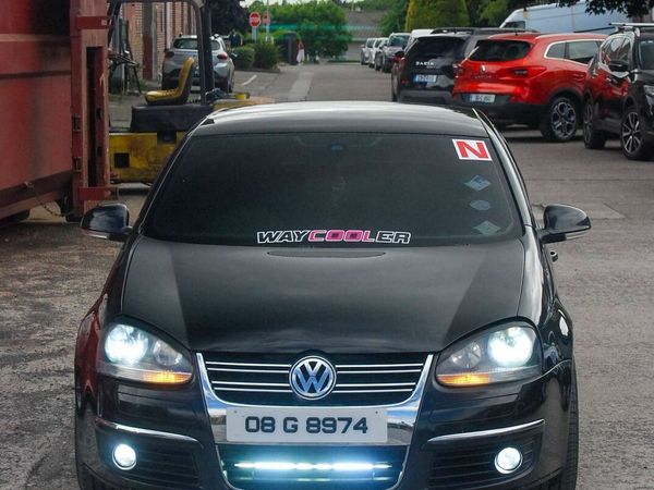 Volkswagen Jetta Saloon, Diesel, 2008, Black