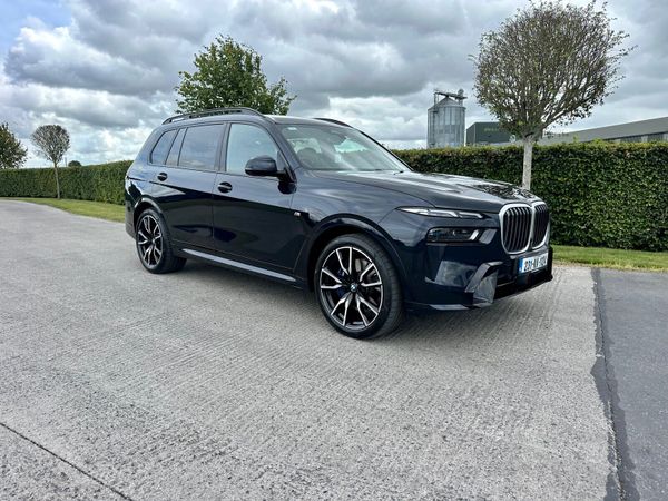BMW X7 Hatchback, Diesel, 2023, Black