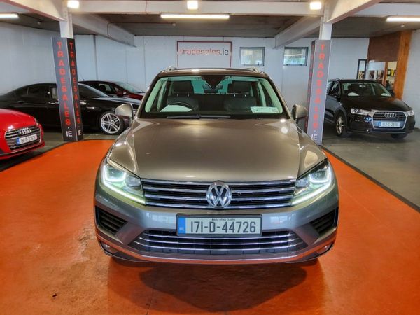 Volkswagen Touareg SUV, Diesel, 2017, Grey