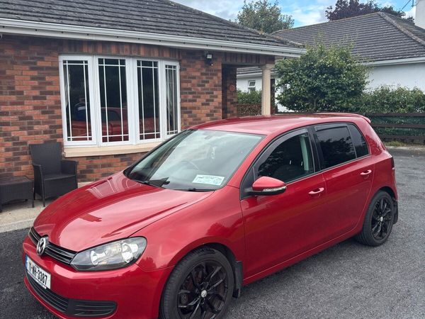 Volkswagen Golf Hatchback, Diesel, 2011, Red