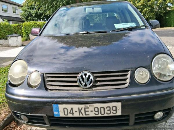 Volkswagen Polo Hatchback, Petrol, 2004, Black