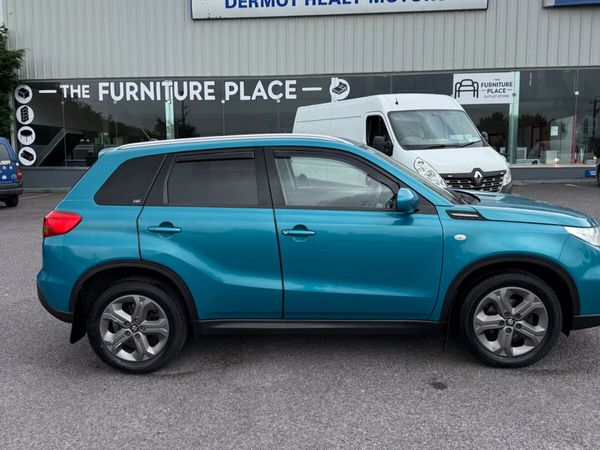 Suzuki Vitara SUV, Petrol, 2017, Blue
