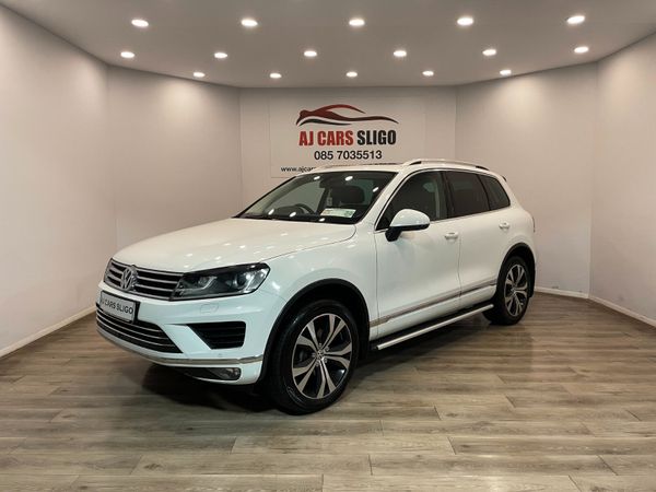 Volkswagen Touareg SUV, Diesel, 2015, White