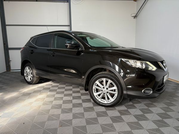 Nissan Qashqai Hatchback, Diesel, 2015, Black