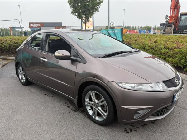 Honda Civic Hatchback, Petrol, 2011, Beige