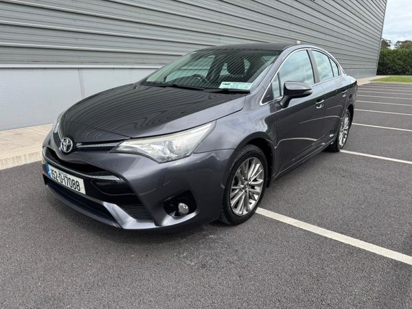 Toyota Avensis Saloon, Diesel, 2015, Grey