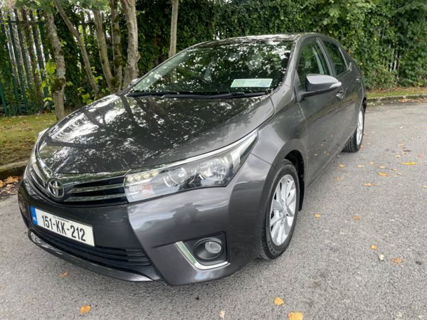 Toyota Corolla Saloon, Diesel, 2015, Grey