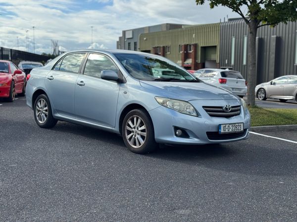 Toyota Corolla Saloon, Petrol, 2010, Blue
