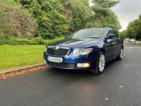Skoda Superb Hatchback, Diesel, 2010, Blue
