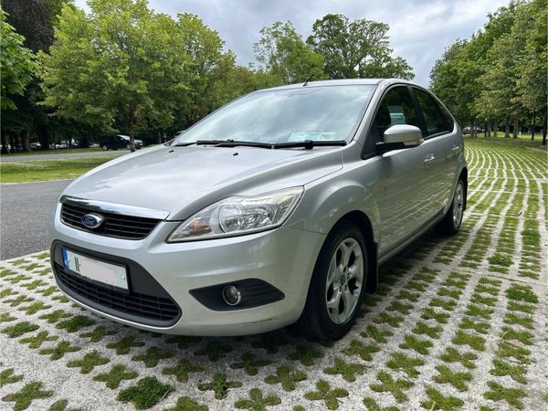 Ford Focus Hatchback, Diesel, 2011, Silver