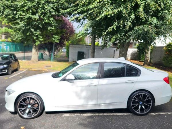 BMW 3-Series Saloon, Diesel, 2014, White