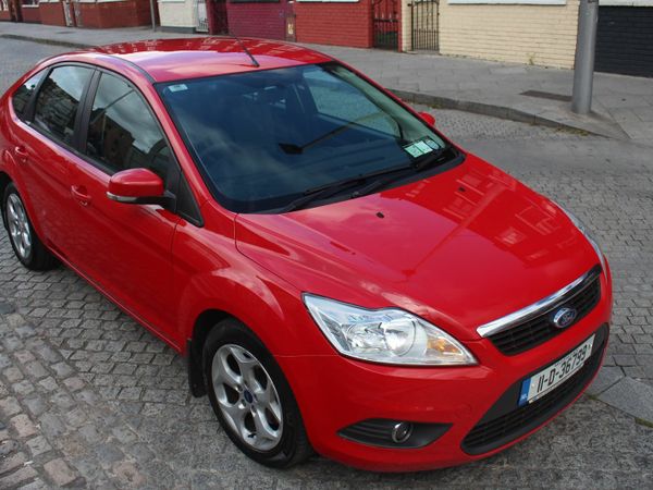 Volkswagen Passat Saloon, Diesel, 2008, Red