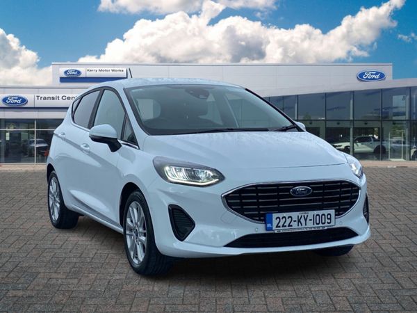 Ford Fiesta Hatchback, Petrol, 2022, White