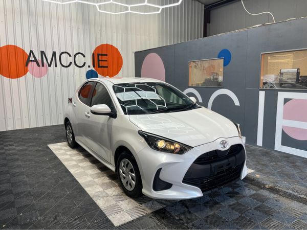 Toyota Yaris Hatchback, Petrol, 2022, White