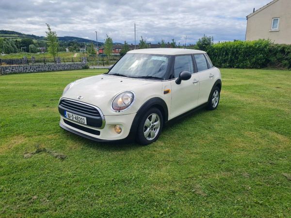 Mini One Hatchback, Diesel, 2016, White