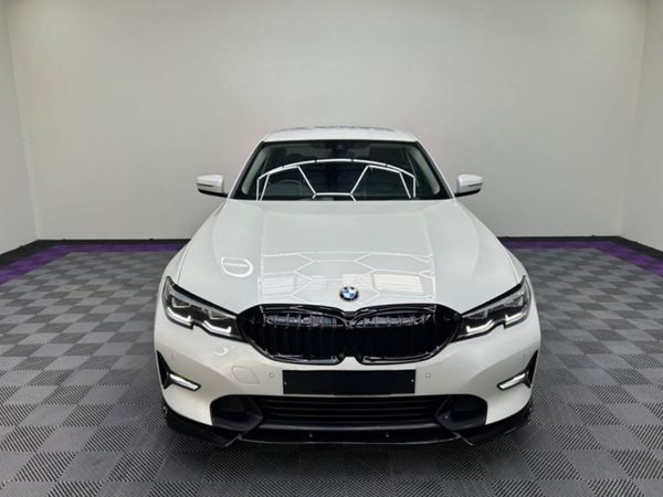BMW 3-Series Saloon, Petrol Plug-in Hybrid, 2020, White