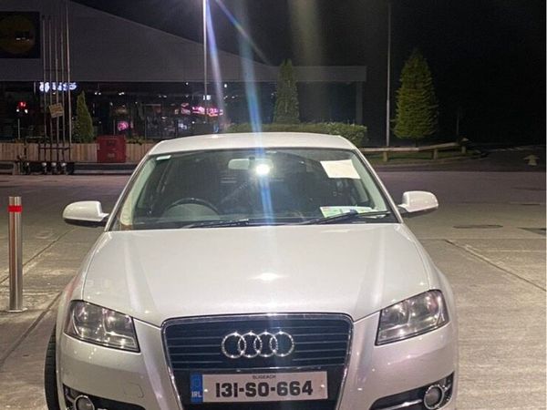 Audi A3 Hatchback, Diesel, 2013, Silver