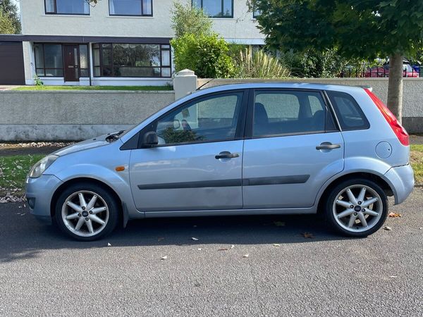 Ford Fiesta Hatchback, Petrol, 2007, Blue