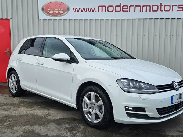 Volkswagen Golf Hatchback, Petrol, 2016, White