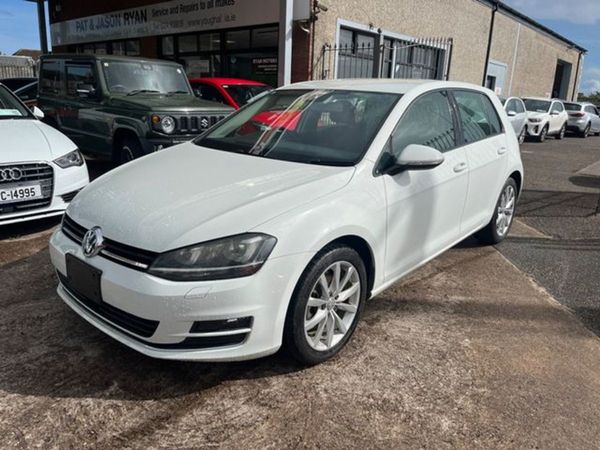 Volkswagen Golf Hatchback, Petrol, 2016, White