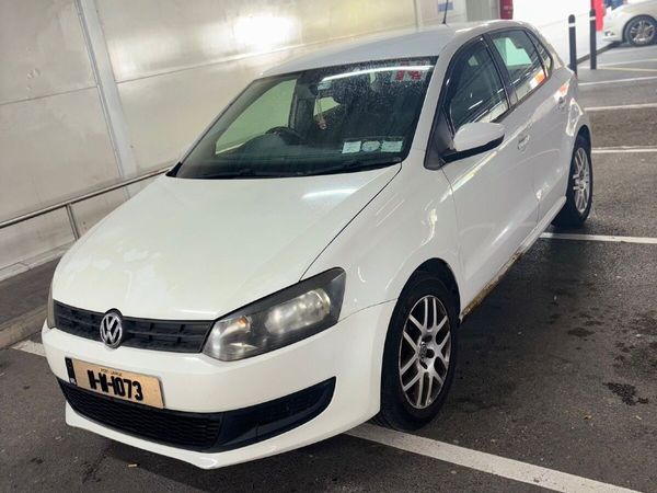Volkswagen Polo Hatchback, Petrol, 2011, White
