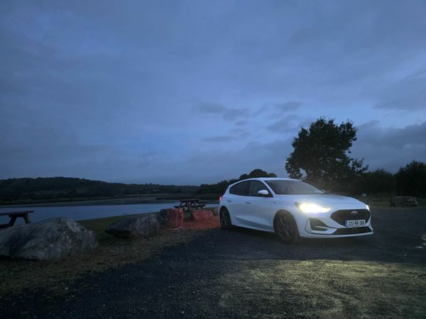 Ford Focus Hatchback, Petrol, 2022, White