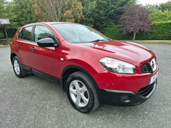 Nissan Qashqai SUV, Petrol, 2011, Silver