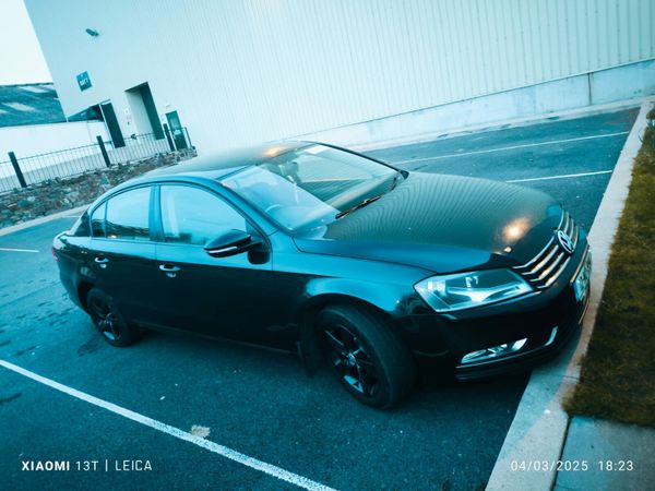Volkswagen Passat Saloon, Diesel, 2012, Black