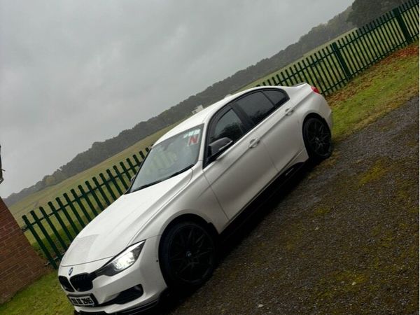 BMW 3-Series Saloon, Diesel, 2015, White