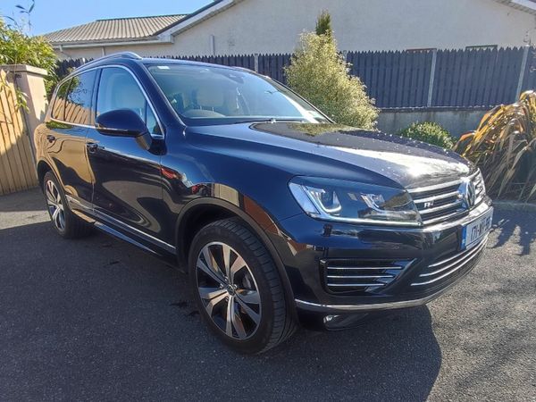 Volkswagen Touareg SUV, Diesel, 2017, Blue