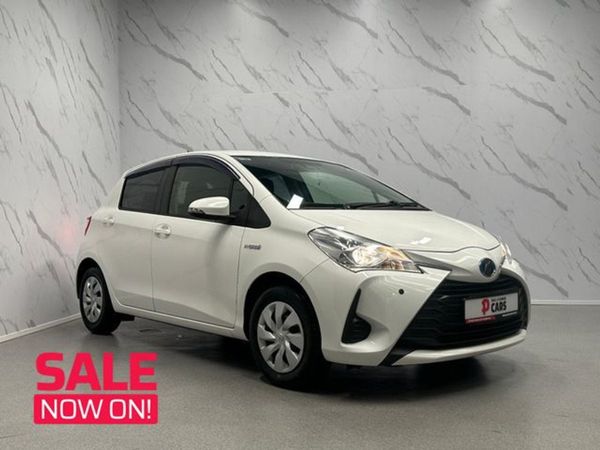 Toyota Vitz Hatchback, Hybrid, 2020, White