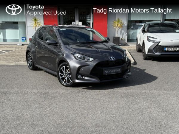 Toyota Yaris Hatchback, Petrol Hybrid, 2023, Grey