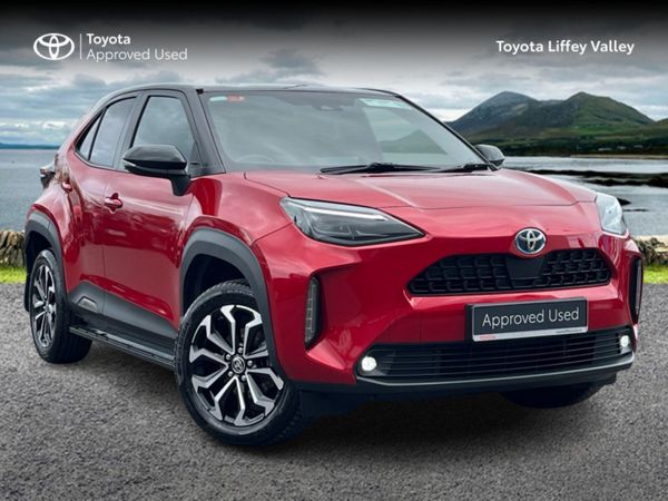 Toyota Yaris Cross Hatchback, Petrol Hybrid, 2023, Red