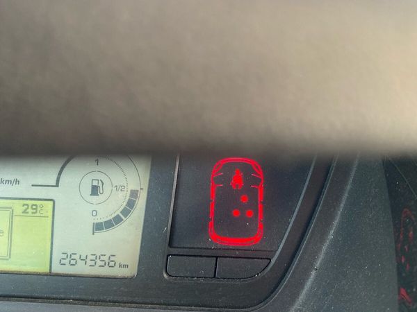 Citroen C4 Picasso MPV, Diesel, 2013, Red