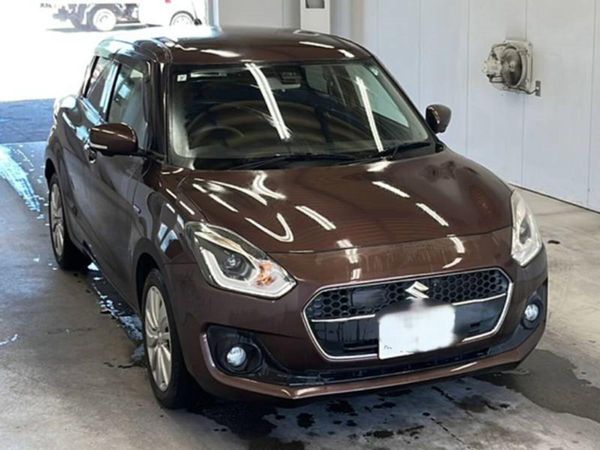 Suzuki Swift Hatchback, Petrol, 2019, Brown