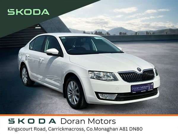 Skoda Octavia Hatchback, Diesel, 2017, White