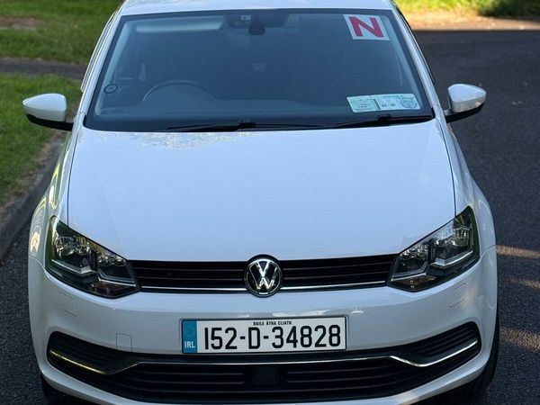 Volkswagen Polo Hatchback, Petrol, 2015, White