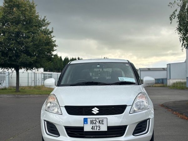 Suzuki Swift Hatchback, Petrol, 2016, White