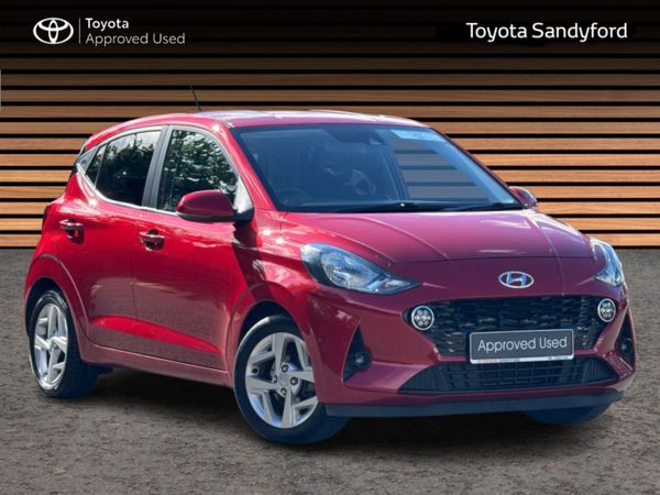 Hyundai i10 Hatchback, Petrol, 2022, Red