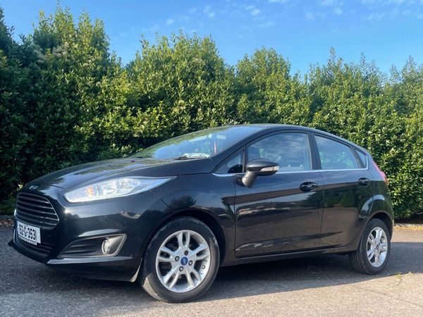 Ford Fiesta Hatchback, Petrol, 2015, Black