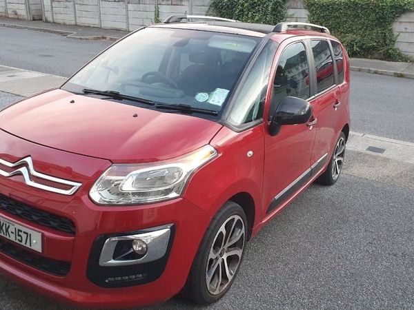 Citroen C3 Picasso MPV, Diesel, 2016, Red