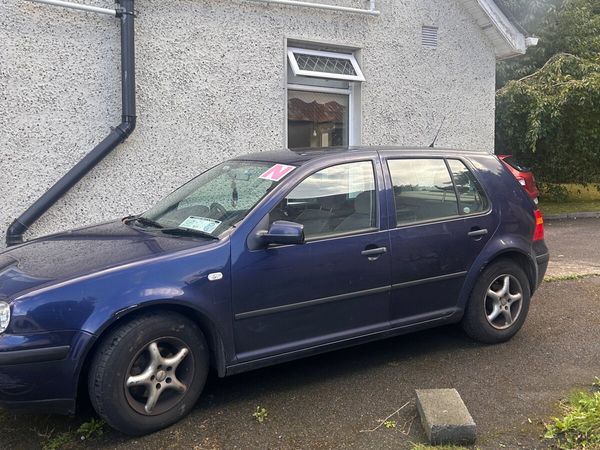 Volkswagen Golf Hatchback, Petrol, 2002, Blue