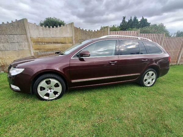 Skoda Superb Estate, Diesel, 2011, Red