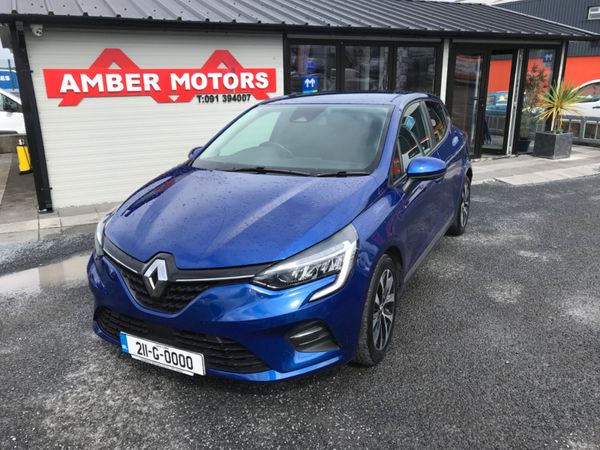 Renault Clio Hatchback, Diesel, 2021, Blue