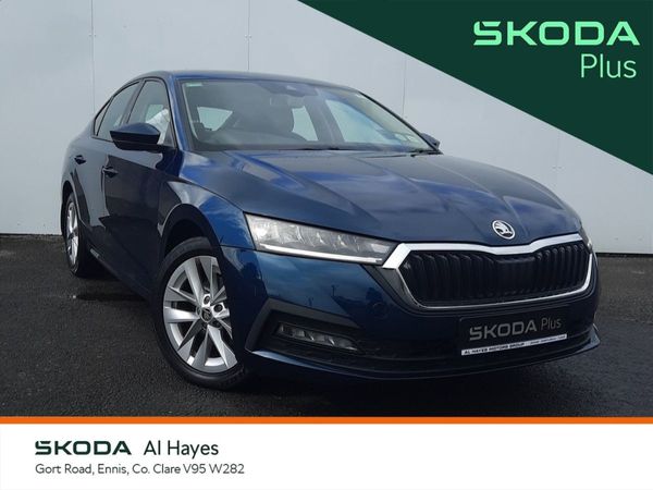 Skoda Octavia Saloon, Diesel, 2021, Blue