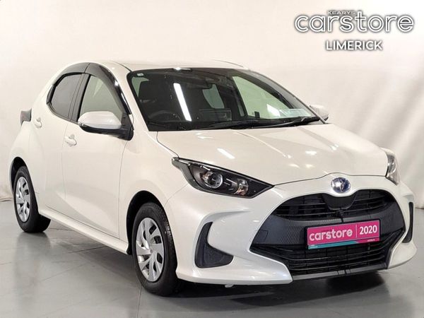 Toyota Yaris Hatchback, Petrol, 2020, White