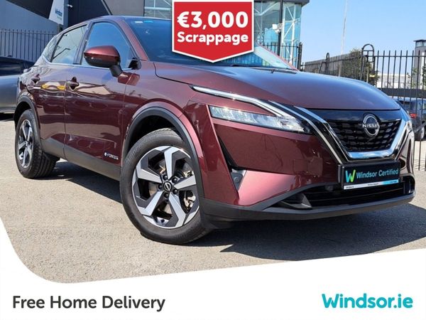 Nissan Qashqai Crossover, Petrol Hybrid, 2023, Burgundy