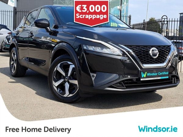 Nissan Qashqai Crossover, Petrol, 2022, Black