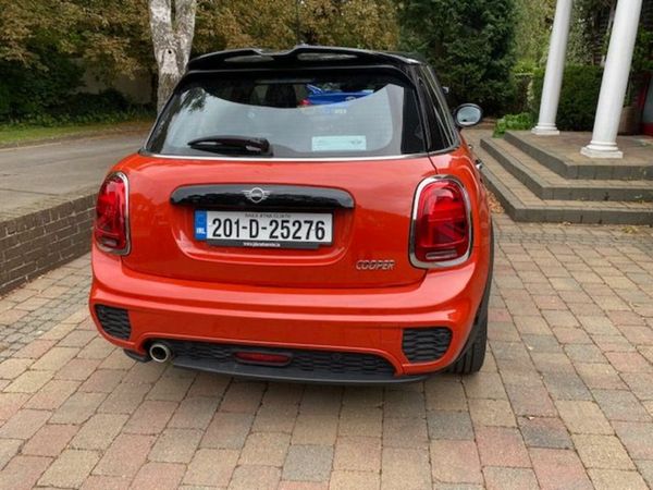 Mini Cooper Hatchback, Petrol, 2020, Orange